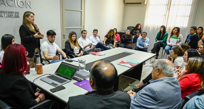 Avanzan en la implementación de la Ley de Educación Financiera 