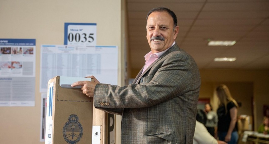 Quintela votó y agradeció el compromiso de los riojanos  al participar de una jornada histórica