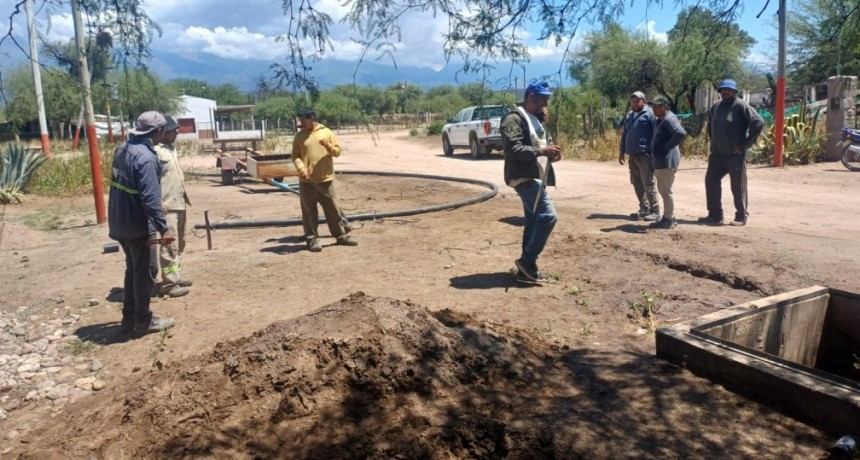 El Gobierno refuerza el suministro de agua y mejora el servicio en Las Higuerillas