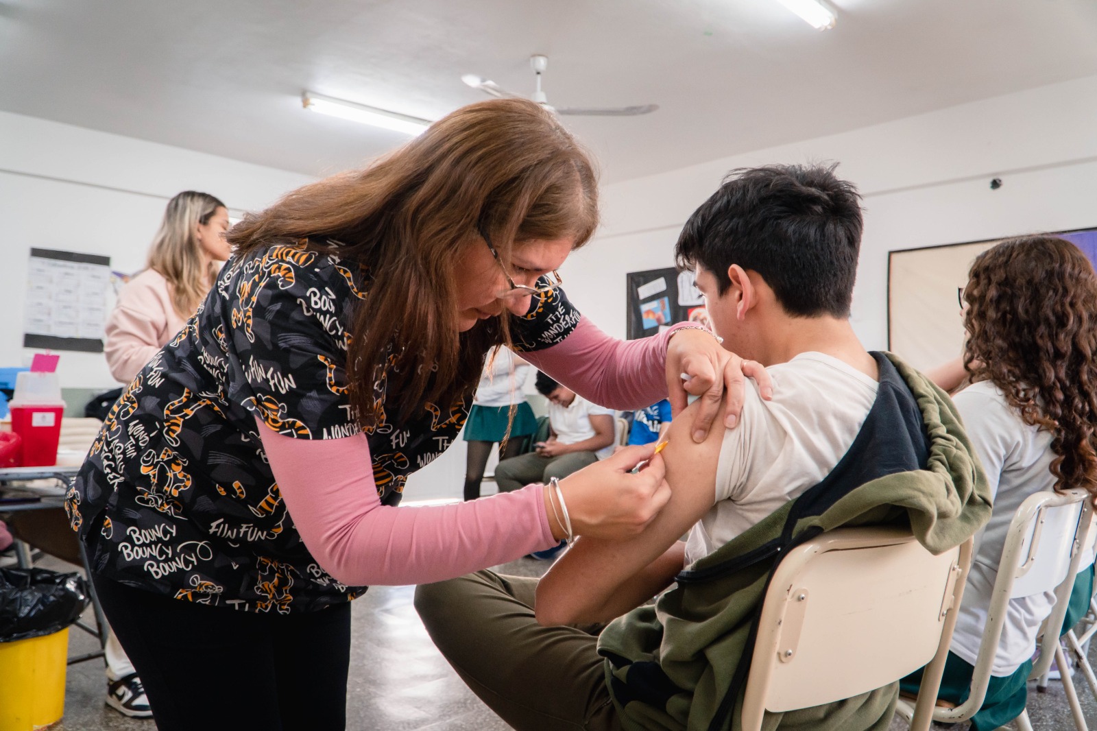 Instan a las juventudes a prevenir el dengue con la vacunación