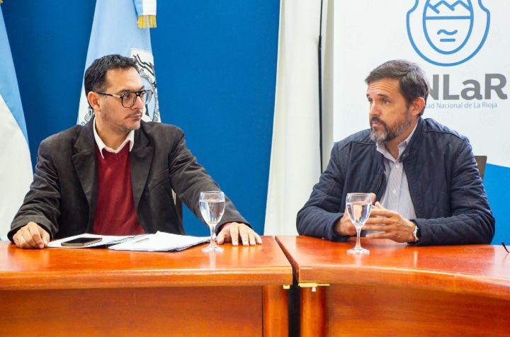 Aguas Riojanas y la UNLaR impulsan actividades de concientización sobre la realidad hídrica de la Provincia