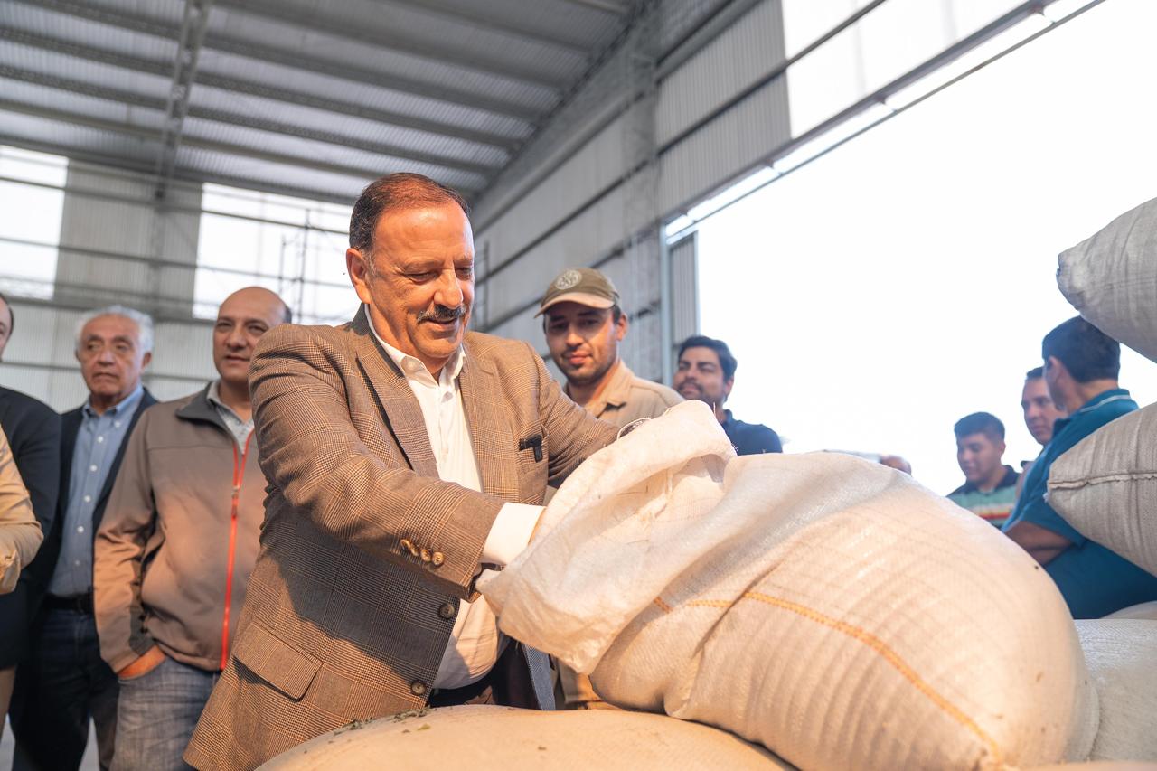 Milagro: Quintela visitó la yerbatera “Más Sabor” y respaldó el desarrollo de emprendimientos locales