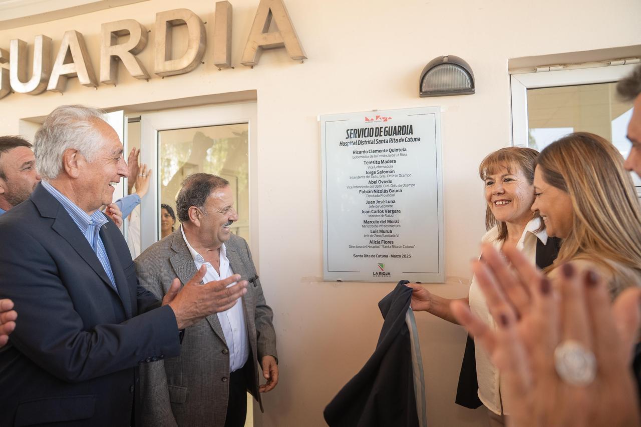 Quintela inauguró el renovado hospital de Catuna
