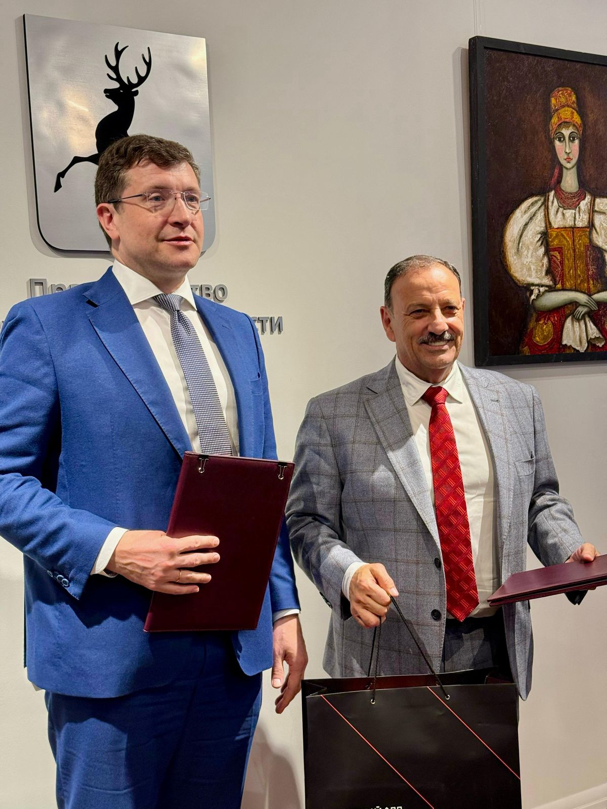 Gira internacional: Quintela firmó su primer acuerdo en Rusia, con énfasis en el crecimiento de la Provincia