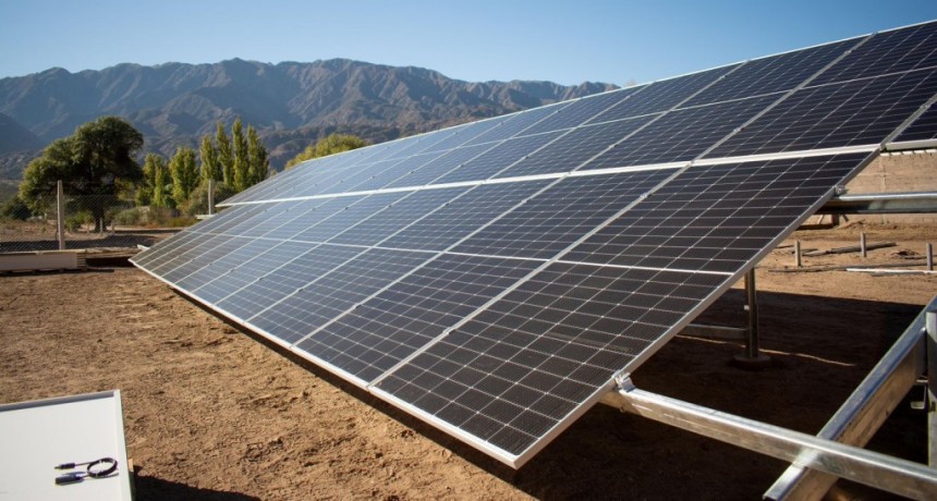 Sanagasta se suma a la política energética de la provincia con la instalación de un nuevo parque solar 